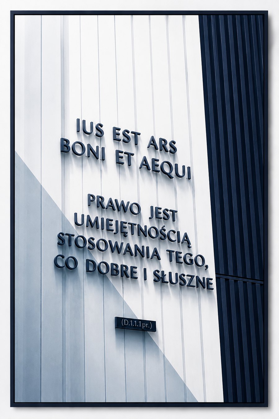 Plakat kalthy: ius est ars boni et aequi — prawo jest umiejętnością stosowania tego, co dobre i słuszne
